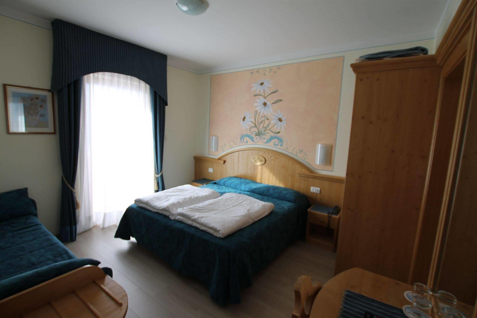 Hotel Florida Molveno Exterior photo